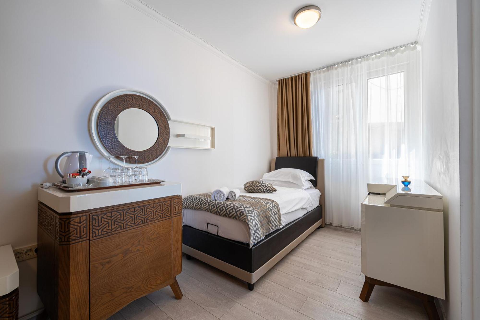 Hotel Adrovic Sveti Stefan Zewnętrze zdjęcie